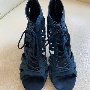 Pour la Victoire suede navy blue cage heels